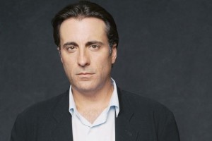 Andy Garcia sfondo nero