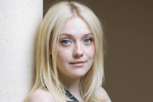 Dakota Fanning Bio