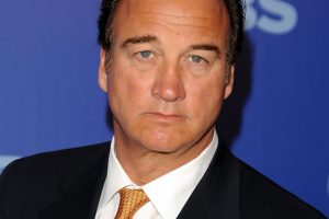 James Belushi evento