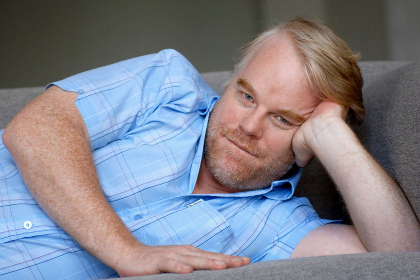 Philip Seymour Hoffman sdraiato