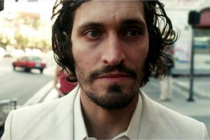 Vincent Gallo in bianco