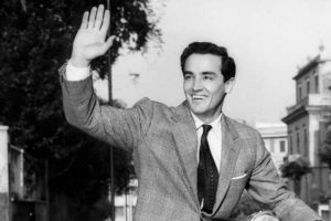 vittorio gassman saluto