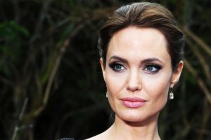 Angelina Jolie Biografia