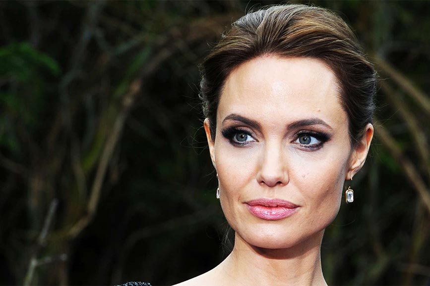 News Angelina Jolie