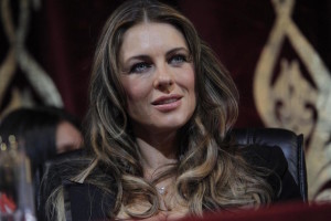 Elizabeth Hurley bio