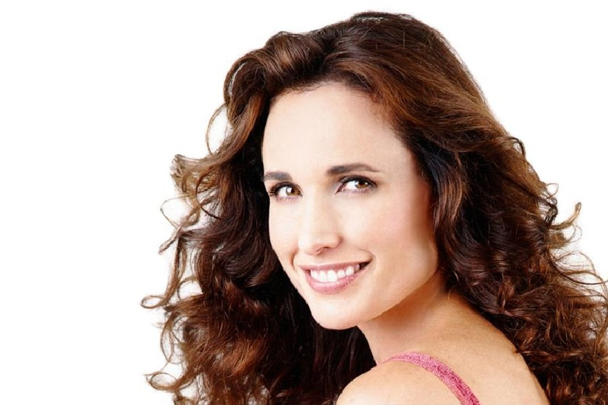 Andie MacDowell in una foto promozionale