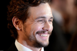 James Franco con un gran sorriso