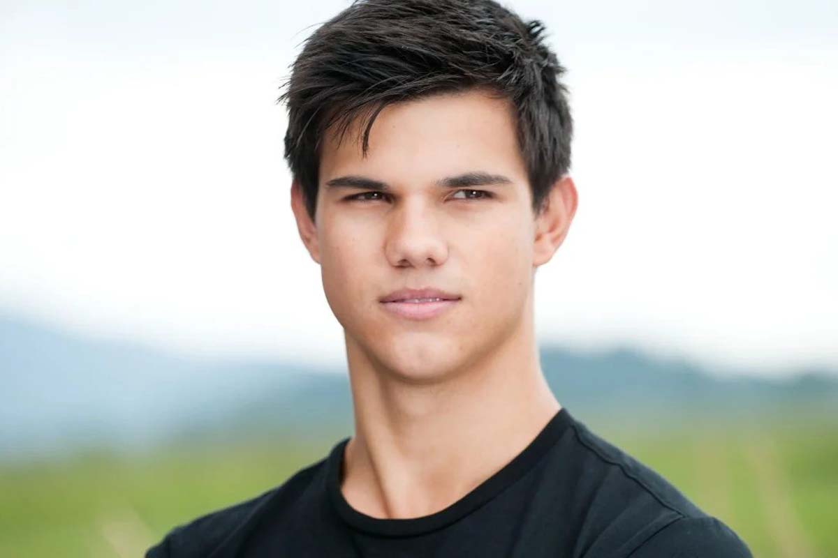 Taylor Lautner Bio