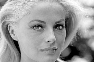 Virna Lisi con uno sguardo profondo