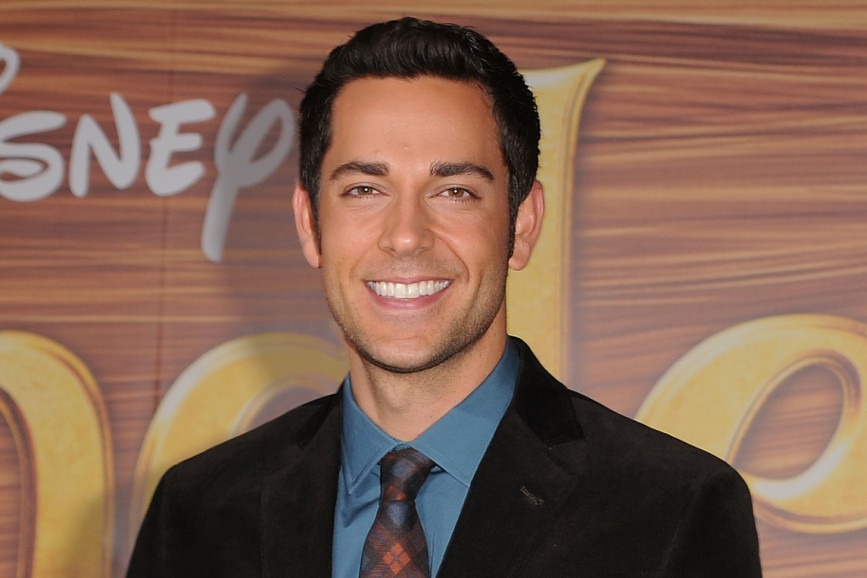 Zachary Levi copertina