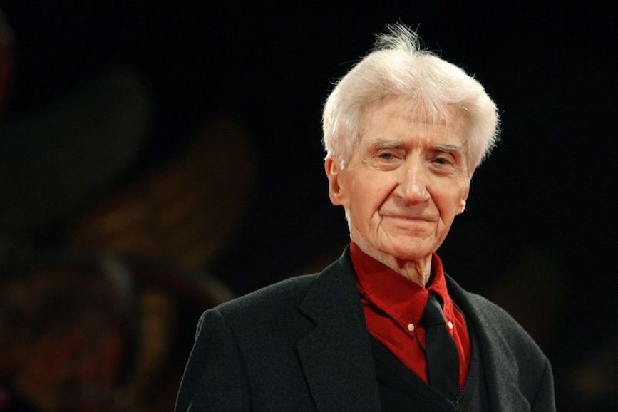 Alain Resnais camicia rossa