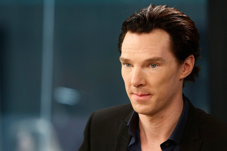 Benedict Cumberbatch capelli tirati indietro