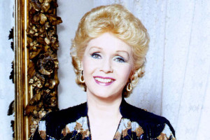 Debbie Reynolds bionda