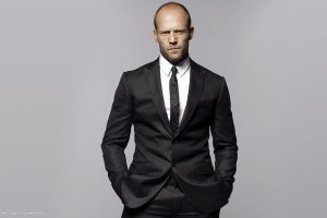 Jason Statham Figura intera