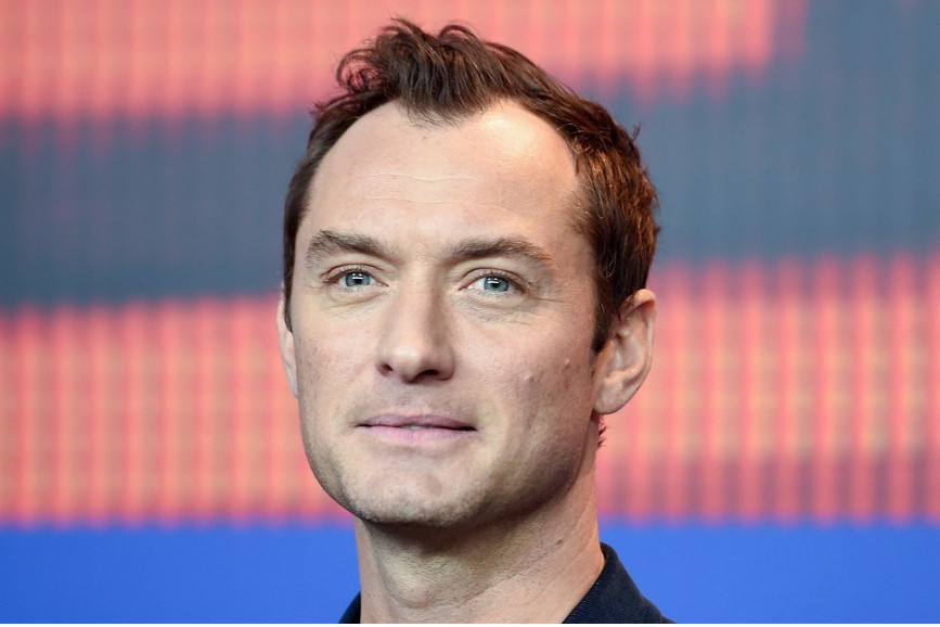 Jude Law nei panni di Capitan Uncino in “Peter Pan”