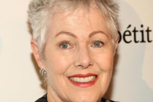 Lynn Redgrave capelli corti