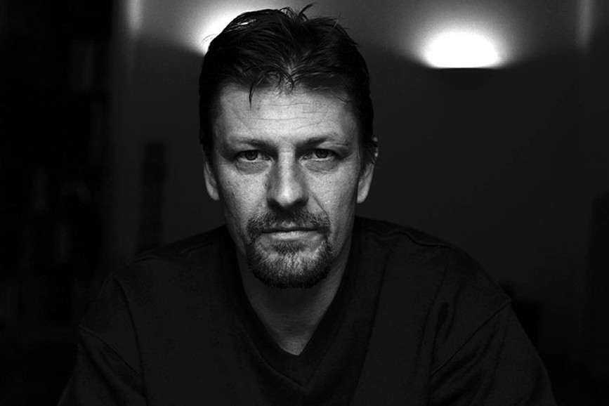 Sean Bean in foto bianco e nero