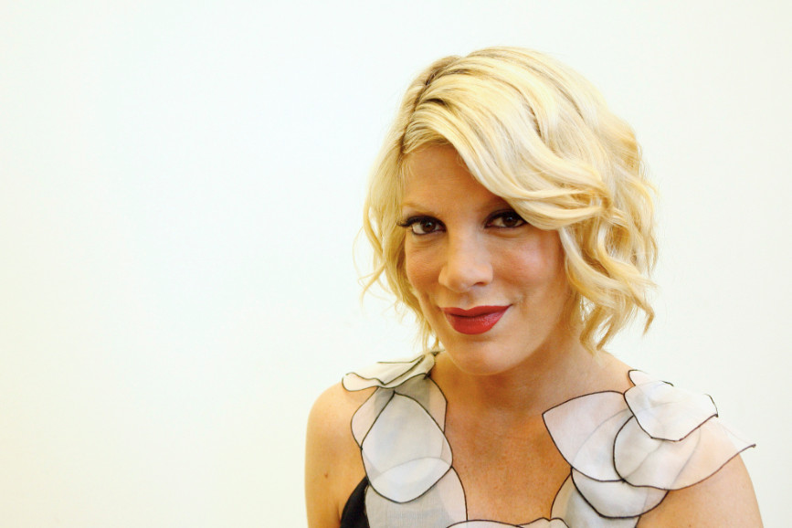 Tori Spelling bionda