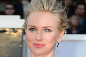 Naomi Watts red carpet