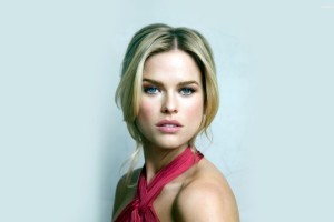 Alice Eve Sguardo