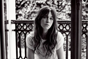 Charlotte Gainsbourg bianco e nero