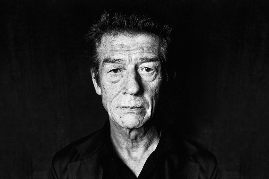 John Hurt : l’attore britannico muore a 77 anni