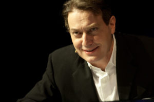 Corrado Guzzanti biografia