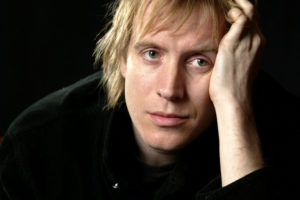 Rhys Ifans 