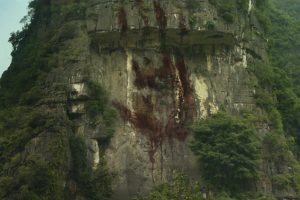 "Kong - Skull Island": la mano di Kong (film in uscita dal 9 marzo)