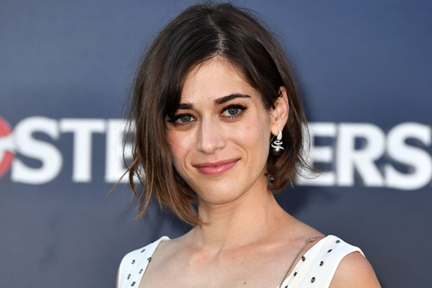 Lizzy Caplan