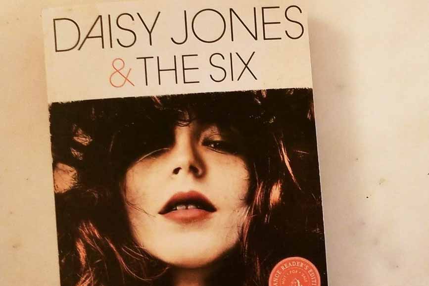 Daisy Jones & The Six img