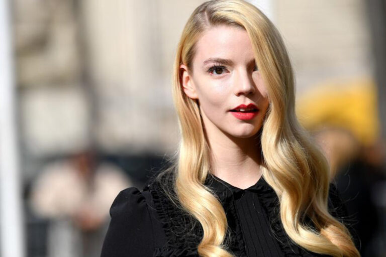 Anya Taylor-Joy svela il segreto per tornare a essere se stessa fuori