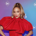 Jennifer Lopez produrrà una serie limitata basata su “Cenerentola”