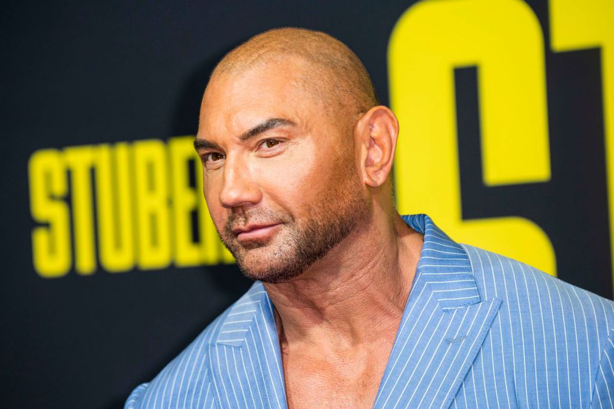 Knives Out 2: Dave Bautista si unisce al cast del sequel