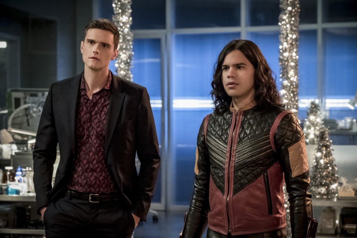 The Flash: Tom Cavanagh e Carlos Valdes lasciano la serie