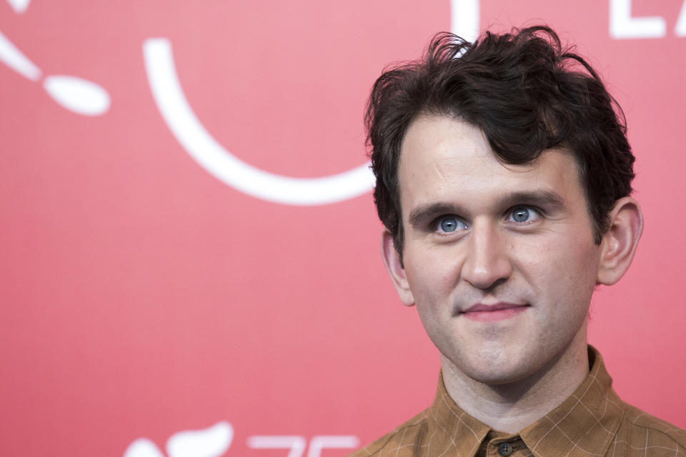 Harry Melling nel ruolo di Edgar Allen Poe in “The Pale Blue Eye” di Scott Cooper