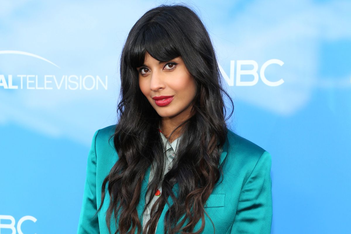 Jameela Jamil copertina