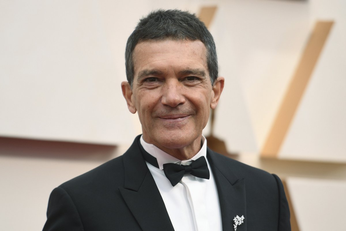 Antonio Banderas copertina