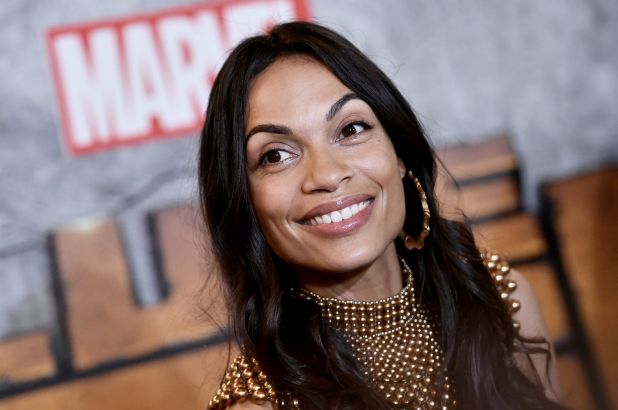 Rosario Dawson copertina