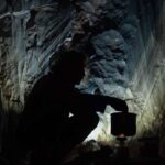 Caveman – Il gigante nascosto (2022)