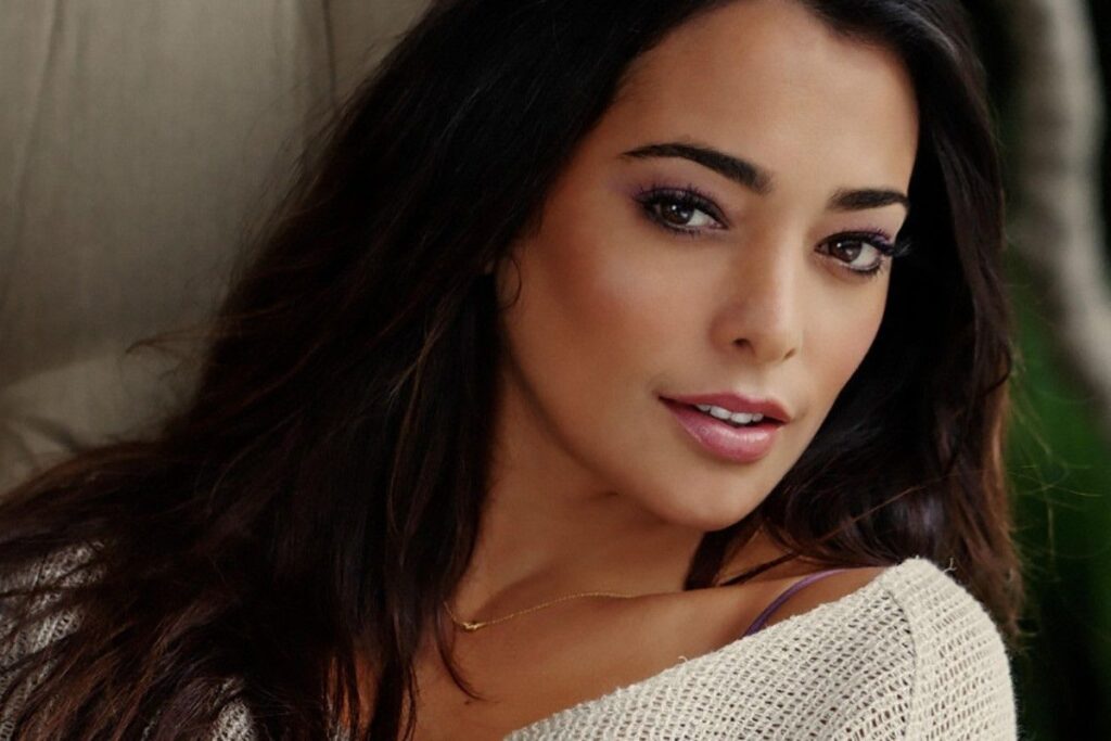 Natalie Martinez - Bad Monkey