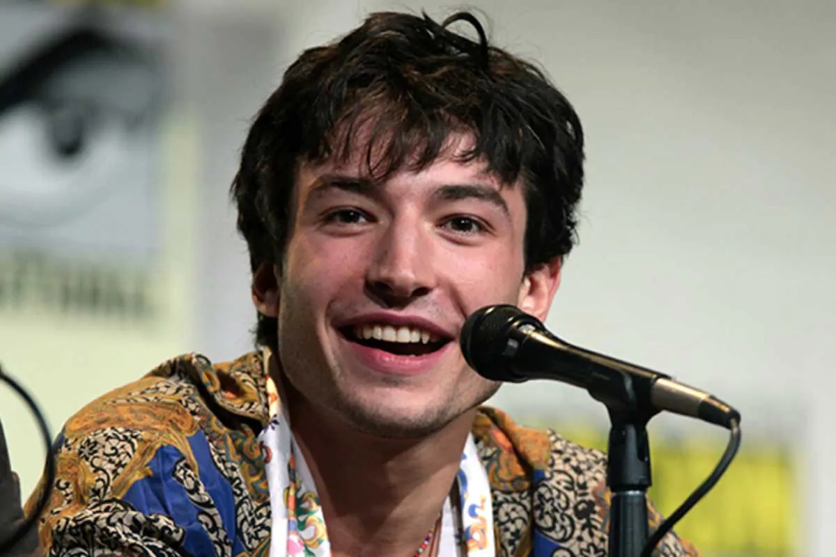 Ezra Miller Jpg Crop Q85