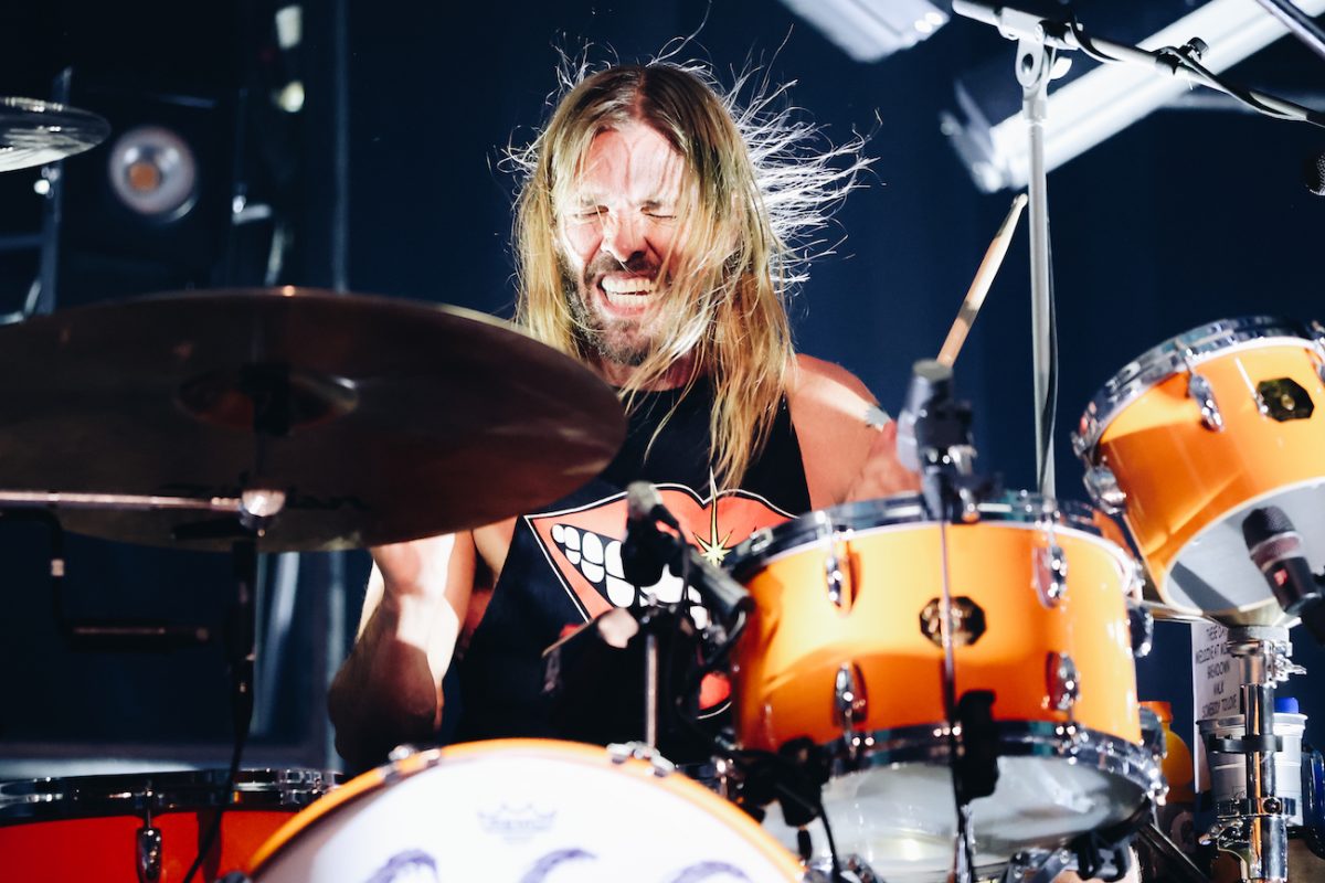 Taylor Hawkins Performing At The After Party For The Premiere Of Studio 666 In 2022 1 1