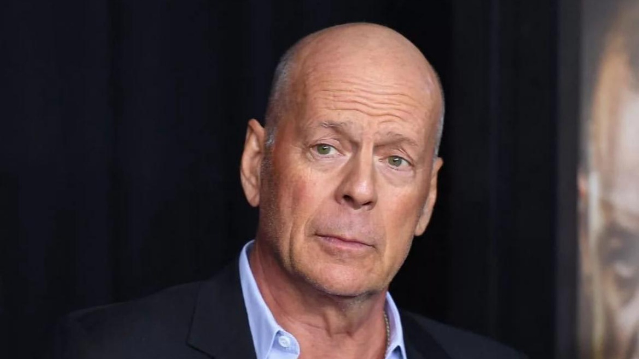 Bruce Willis, la malattia peggiora: “È aggressivo e non riconosce la madre”