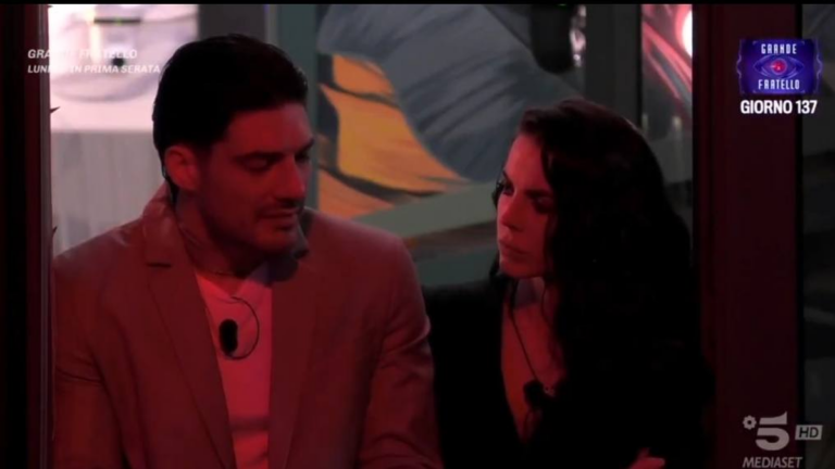 Grande Fratello, Lorenzo crolla dopo lo scontro con Helena Prestes: “Mi prosciuga l’anima”