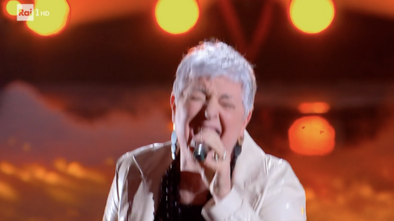 The Voice Senior: Luigi Lusi emoziona con "Roxanne", ma Clementino blocca Loredana Bertè