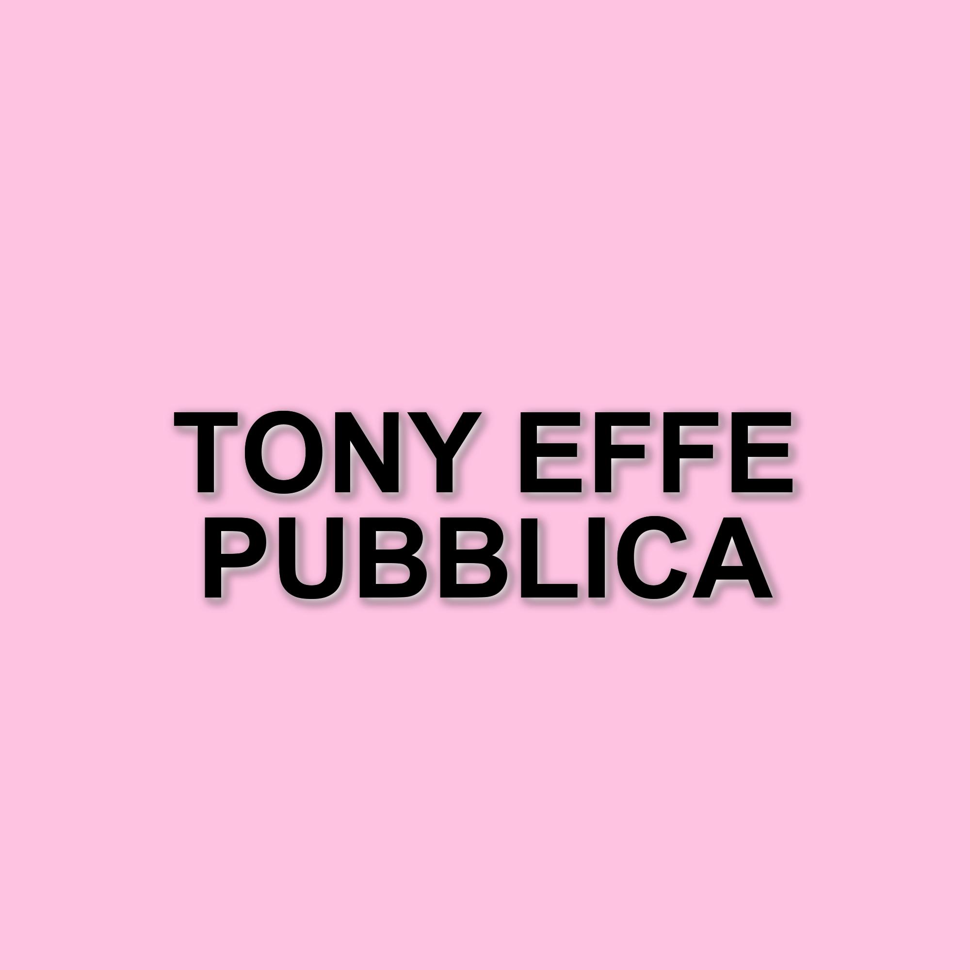 Tony Effe svela i retroscena del suo libro: “Non l’ho scritto io, solo due ore con un ghost writer”
